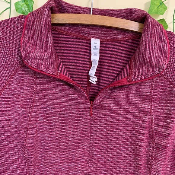 LULULEMON MAROON QUARTERZIP - Picture 3 of 7
